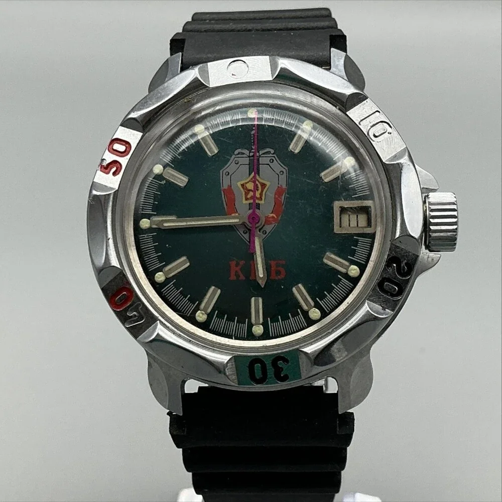 Vintage Vostok Amphibia Mens Watch 38mm Green Diver USSR For Parts Not Running
